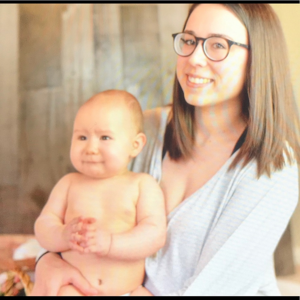 Meet your Posher, Emily